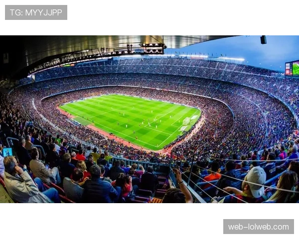 西甲联盟官方：诺坎普球场翻新工程提前三个月，计划2026年9月部分开放